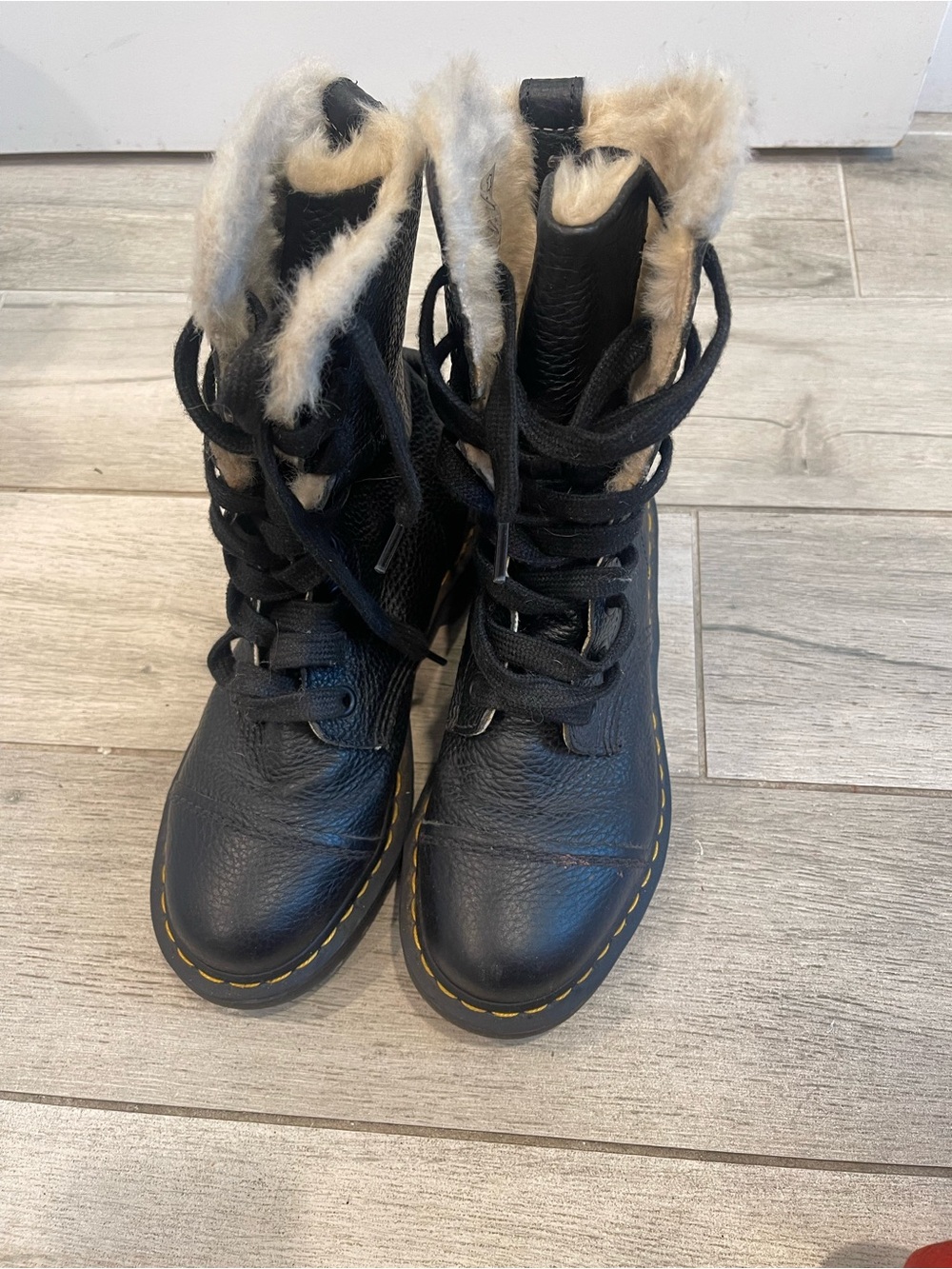 Dr. Martens Black Leather Lace-Up Winter Boots with Cream Fur Collar